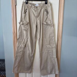 Zara Cargo Pants Women's Khaki, Wide Leg, Size 8 Distressed cuff/pockets